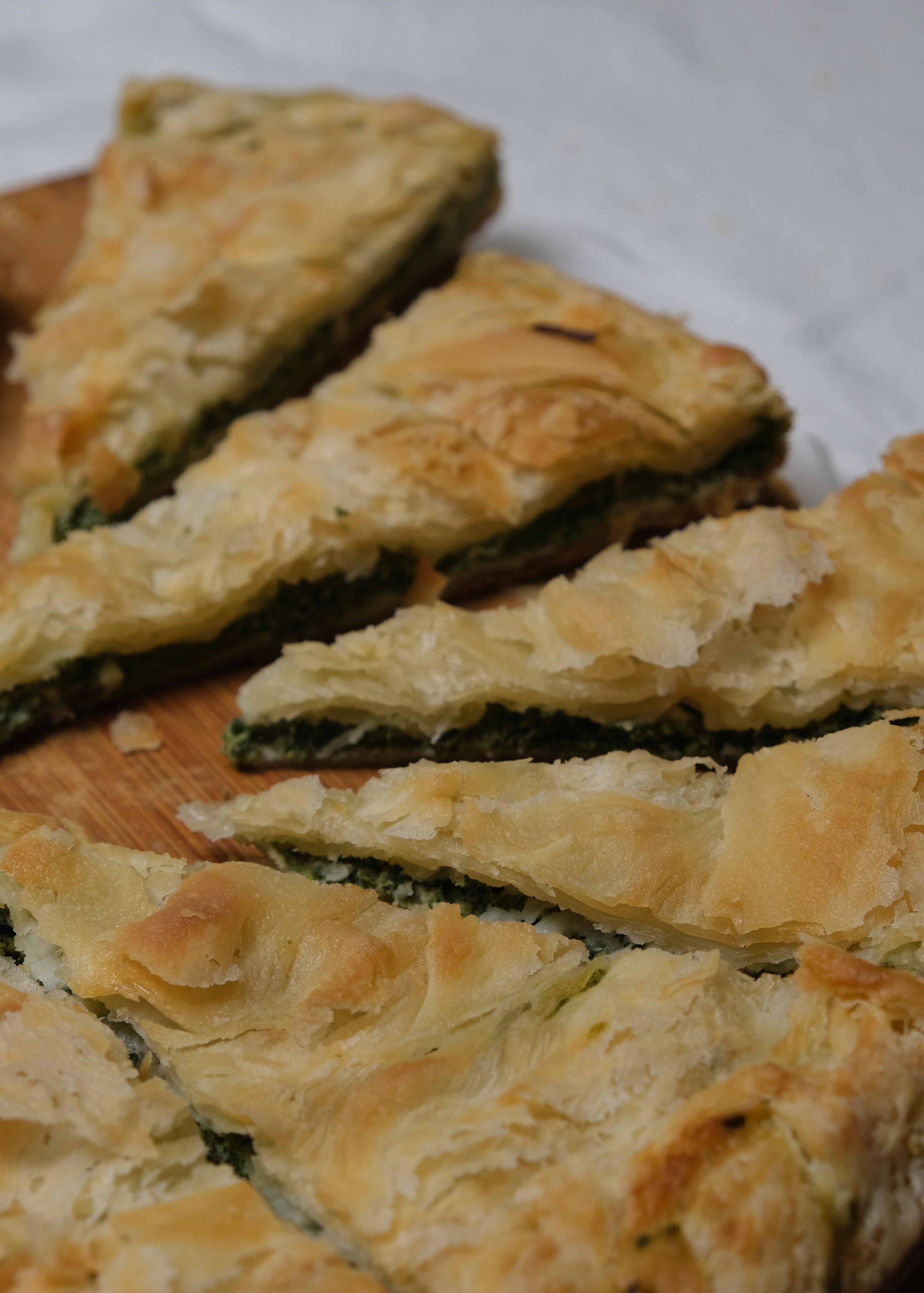 PLĂCINTĂ CU SPANAC (PITÂ DI SPÂNACU)