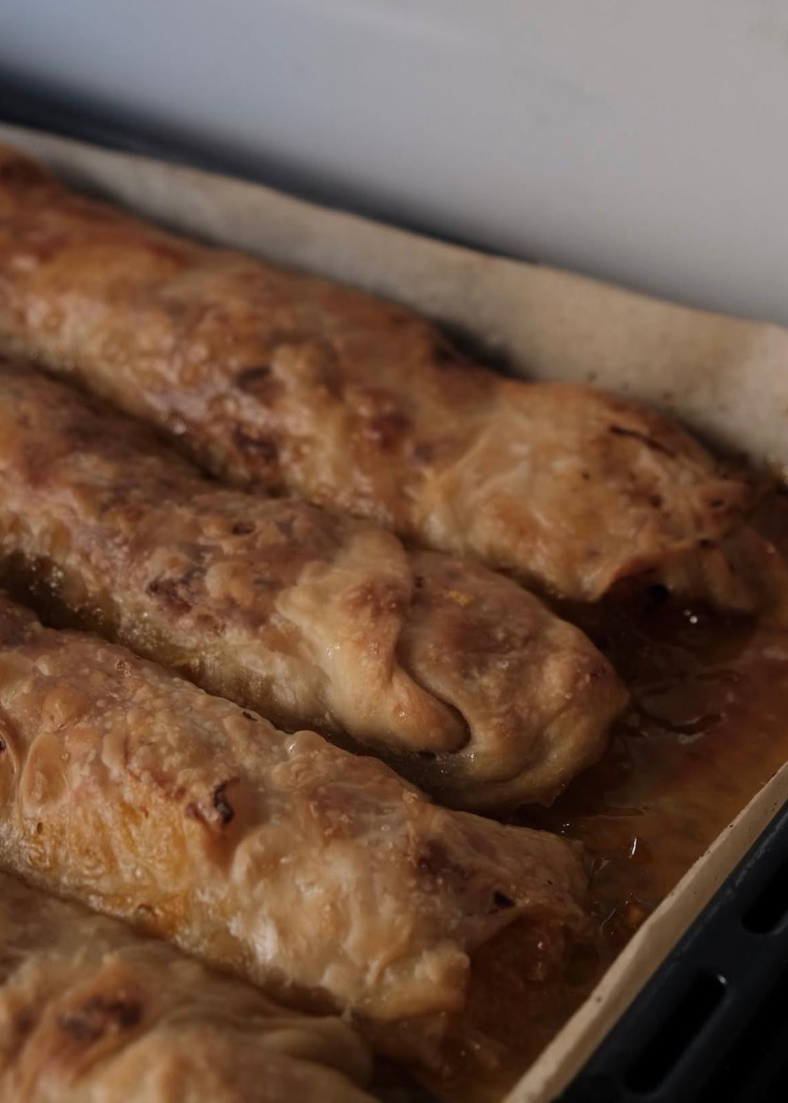 PLĂCINTĂ CU DOVLEAC (PITÂ DI CURCUBETÂ)