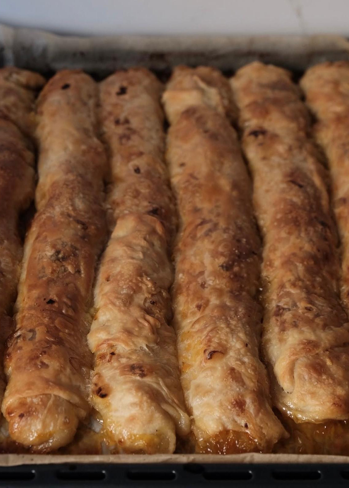 PLĂCINTĂ CU DOVLEAC (PITÂ DI CURCUBETÂ)